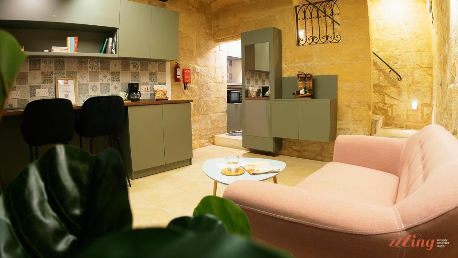 A Traditional Maltese Home In The Three Cities Birgu Esterno foto